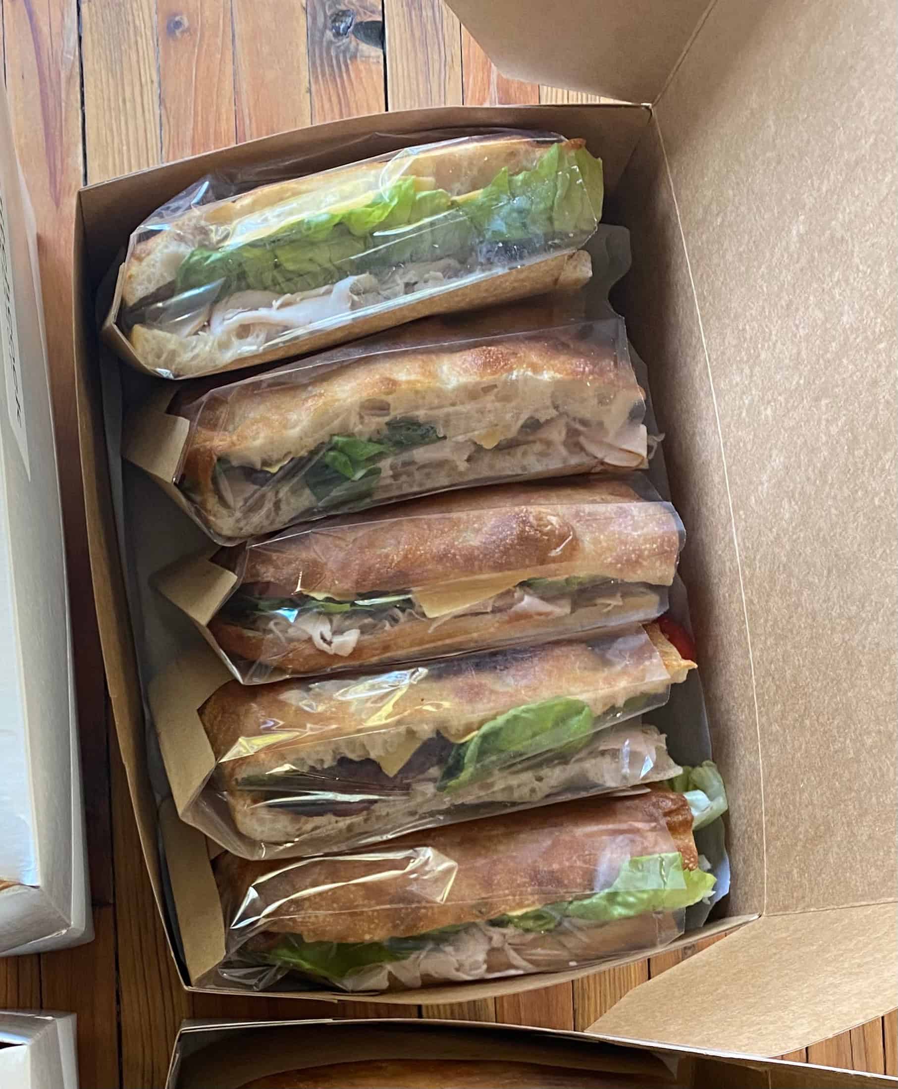 Preorder sandwich order in packaging